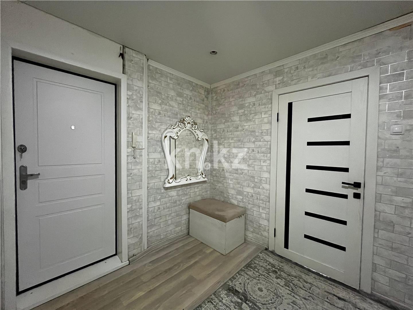 Продажа 3-комнатной квартиры, 66 м², мкр-н 19 в Караганде - фото 16