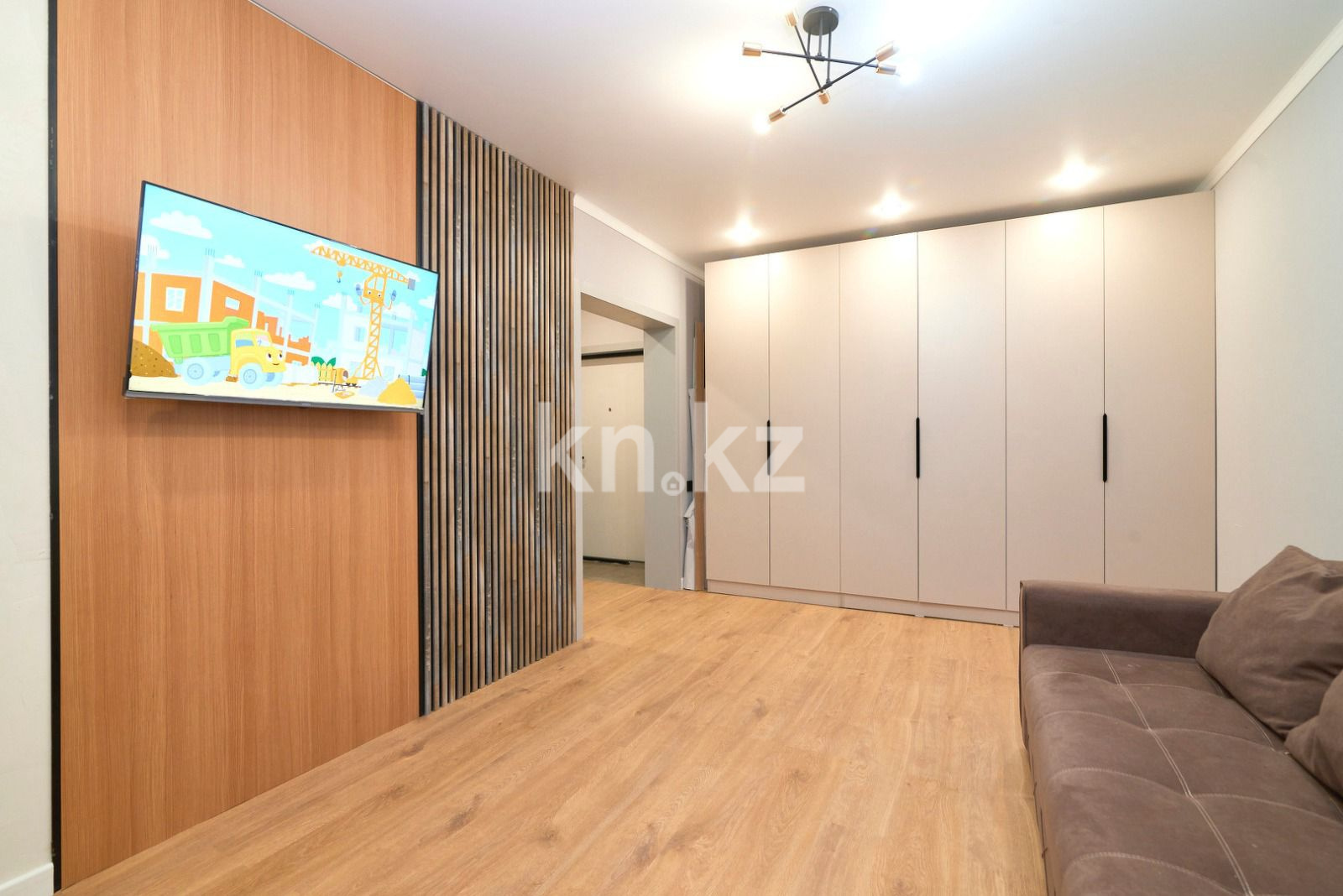 Продажа 1-комнатной квартиры, 40.6 м², ул. Е-509, дом  9 - пр. Улы Дала в Астане - фото 7