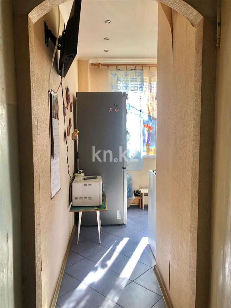 Продажа 3-комнатной квартиры, 63 м², мкр-н 14 в Караганде - фото 9