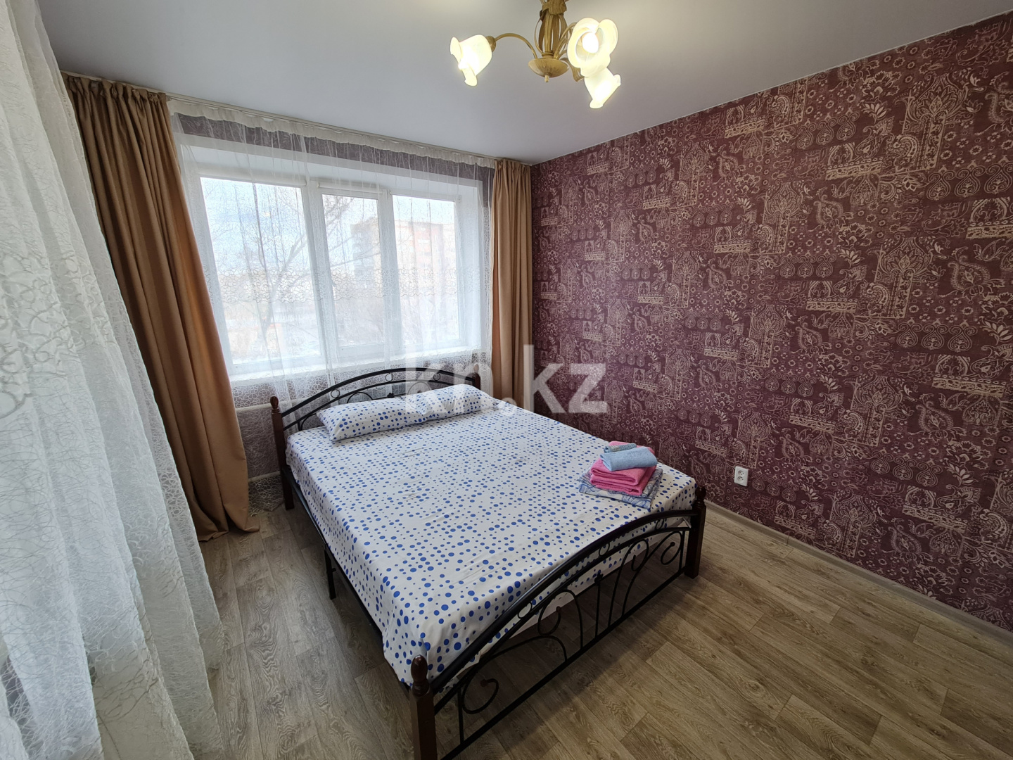 Аренда 2-комнатной квартиры посуточно, 55 м², Камзина, дом  64 в Павлодаре - фото 2