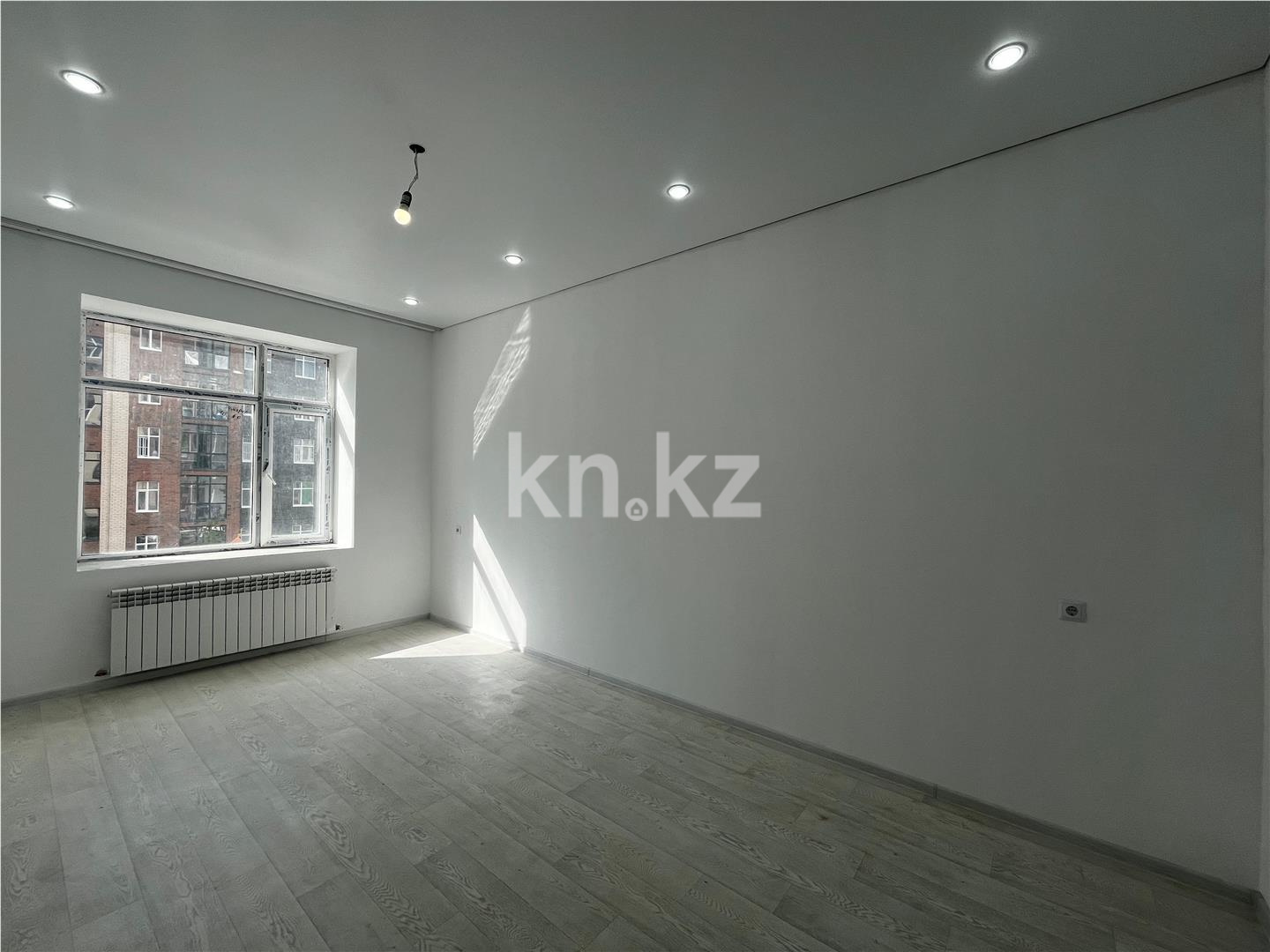 Продажа 1-комнатной квартиры, 42 м², 067 учетный квартал - Продажа  однокомнатных квартир в Караганде фото 3 из 15