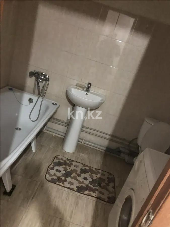 Продажа 2-комнатной квартиры, 70 м² в Алматы - фото 4