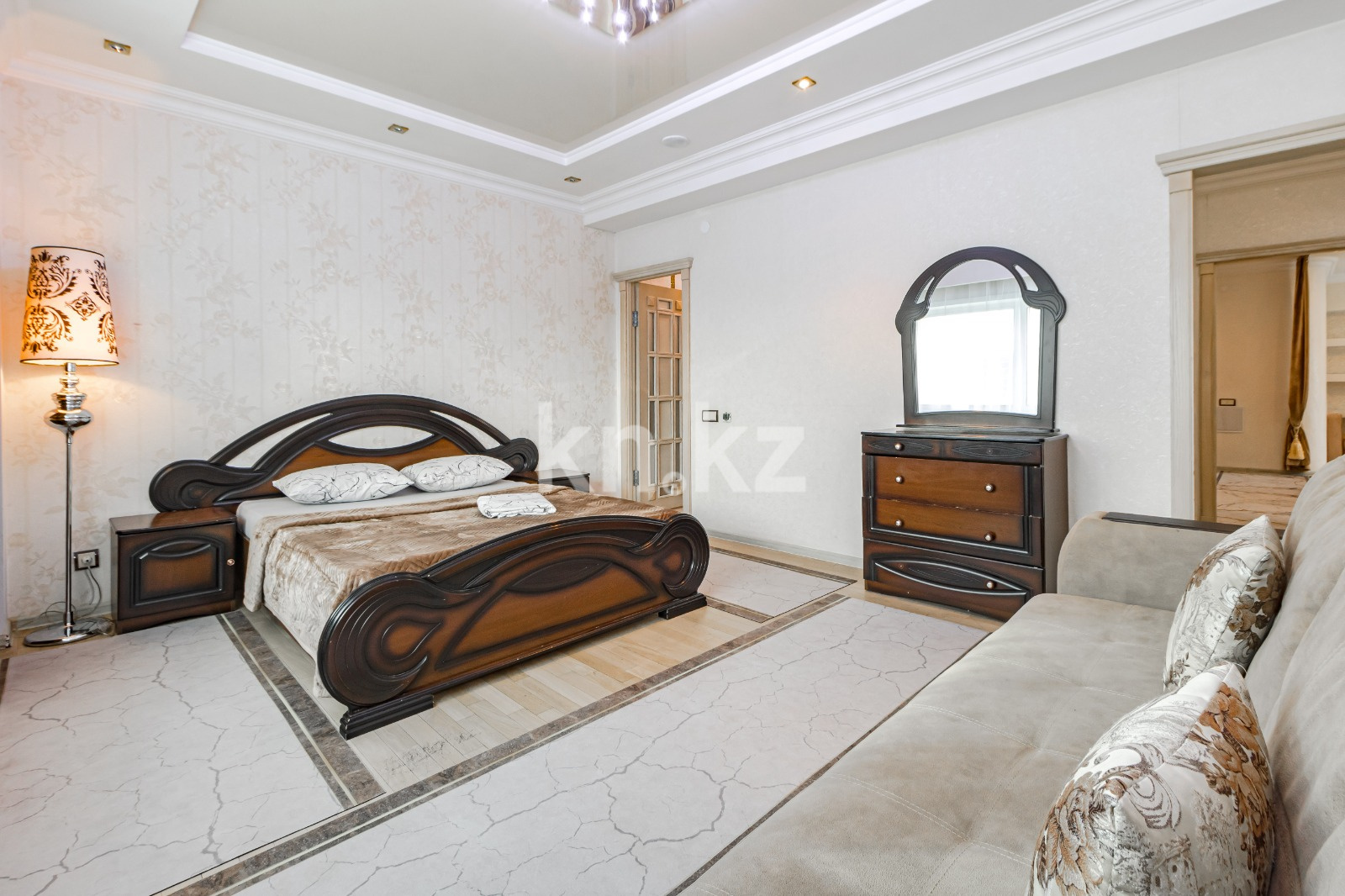 Аренда 4-комнатной квартиры посуточно, 156 м², ул. Достык, дом  5 - Аренда квартир посуточно в Астане без посредников фото 17 из 24