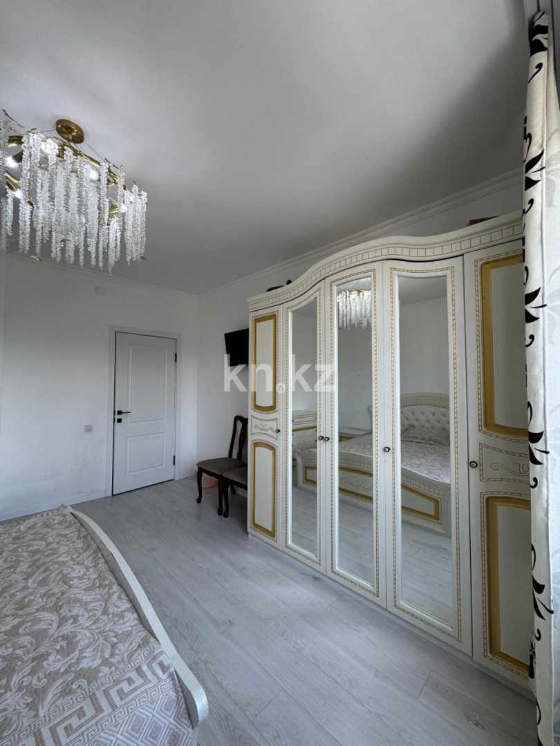 Продажа 3-комнатной квартиры, 84.7 м², мкр-н Аксай-1 в Алматы - фото 10