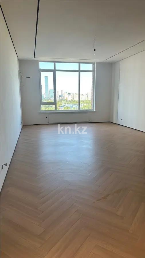 Продажа 4-комнатной квартиры, 158 м², ул. Бухар жырау, дом  28б - Продажа  четырехкомнатных квартир в Астане без посредников с фото фото 1 из 3