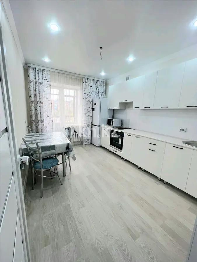 Продажа 1-комнатной квартиры, 43 м², ул. А-92, дом  5 в Астане - фото 2