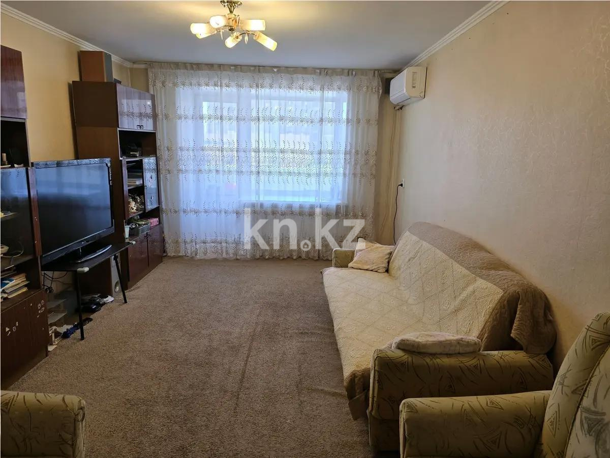 Продажа 3-комнатной квартиры, 63 м², ул. Сатыбалдина, дом  29 - Продажа  трехкомнатных квартир в Караганде без посредников фото 1 из 3