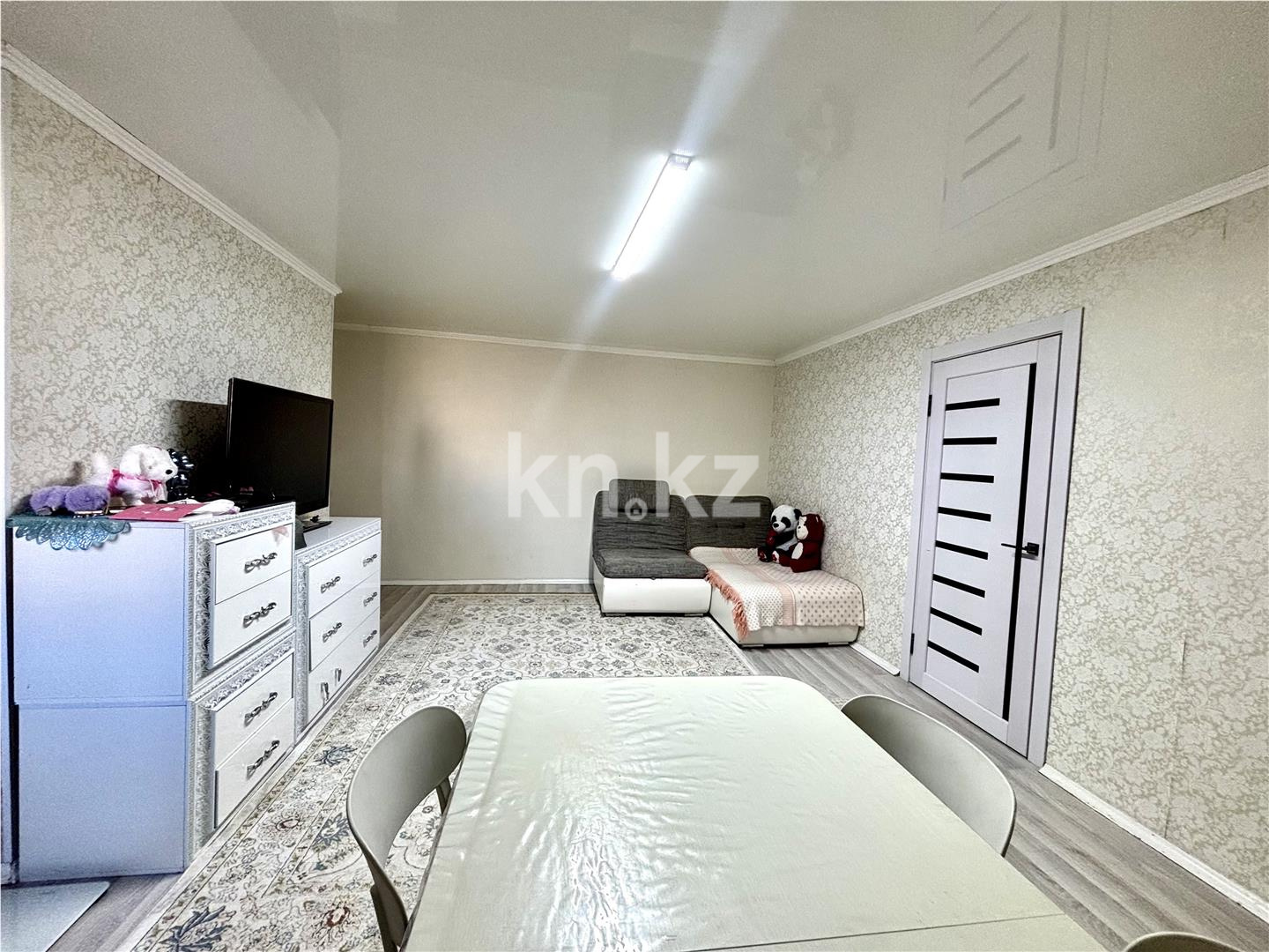 Продажа 2-комнатной квартиры, 43 м² - Продажа квартир в районе Город в Караганде фото 3 из 13