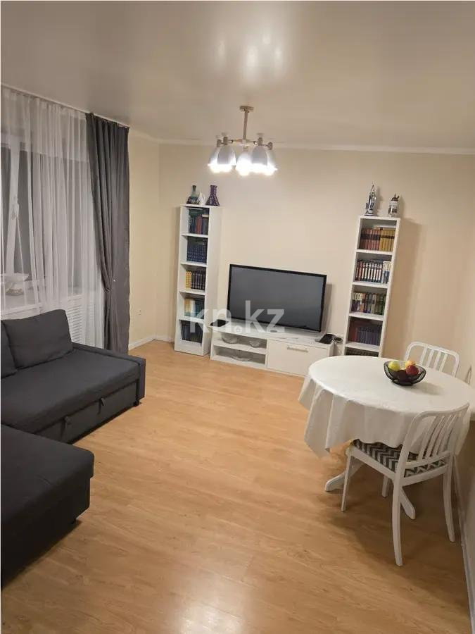 Продажа 3-комнатной квартиры, 64 м², ул. Бараева, дом  3 - Продажа  трехкомнатных квартир в Астане без посредников с фото фото 1 из 6