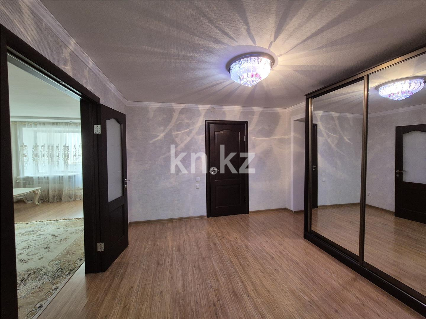 Продажа 6-комнатной квартиры, 190 м², 68 квартал - Продажа квартир в Темиртау фото 21 из 24