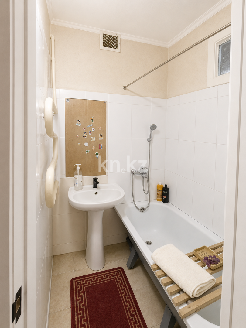 Продажа 3-комнатной квартиры, 47 м² - Продажа квартир в Пришахтинске Караганды фото 11 из 12