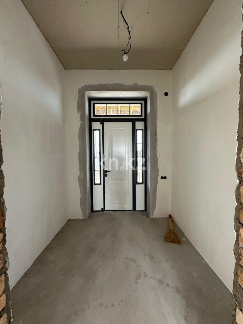 Продажа 8-комнатного дома, 400 м², микрорайон "Ынтымак-2", дом  1111 - Продажа квартир в Шымкенте фото 10 из 40