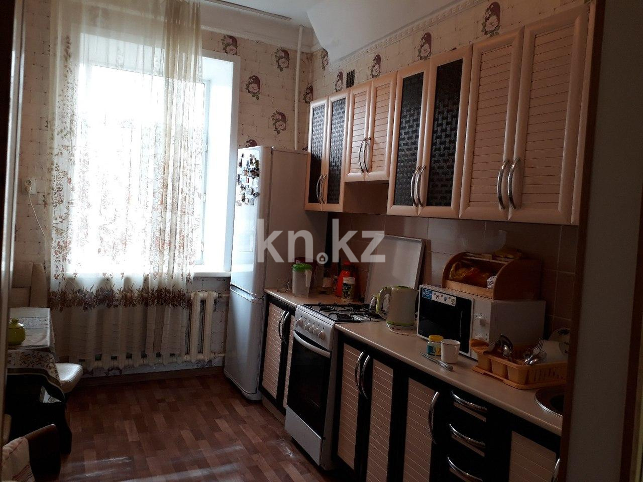 Продажа 3-комнатной квартиры, 70 м², ул. Серова, дом  50 - Продажа  трехкомнатных квартир в Караганде без посредников фото 1 из 8