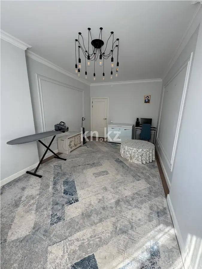 Продажа 5-комнатной квартиры, 200 м², ул. Сатпаева, дом  20/1 - Продажа  пятикомнатных квартир в новостройках Астаны фото 5 из 9