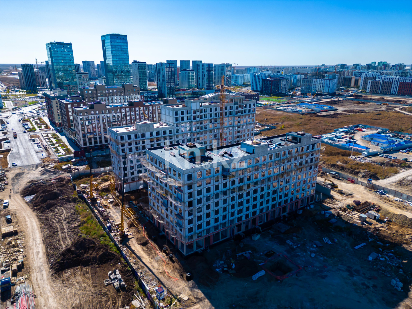 Продажа 3-комнатной квартиры, 107 м², ул. Е-900, дом  6 в Астане - фото 9