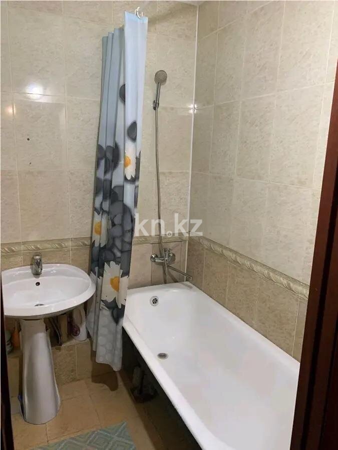 Продажа 2-комнатной квартиры, 70.3 м² в Астане - фото 3