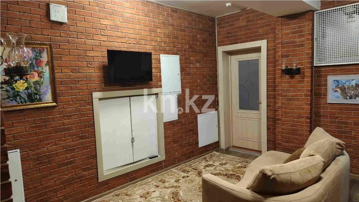 Продажа 7-комнатной квартиры, 275 м², ул. Жазылбека, дом  20 - Продажа  пятикомнатных квартир в Алматы с фото фото 1 из 7