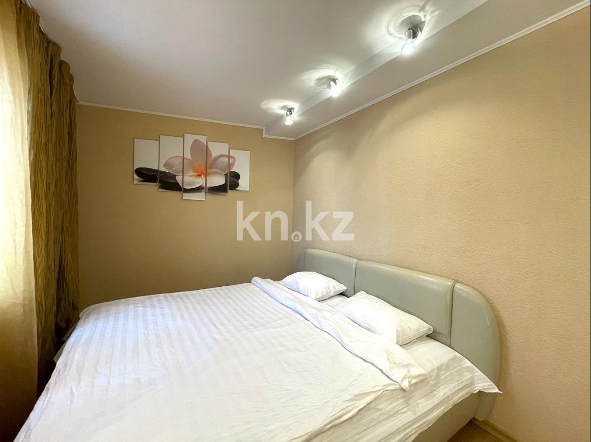 Аренда 2-комнатной квартиры посуточно, 1 м², ул. Конституции Казахстана, дом  29 - Аренда квартир посуточно в Петропавловске фото 12 из 17