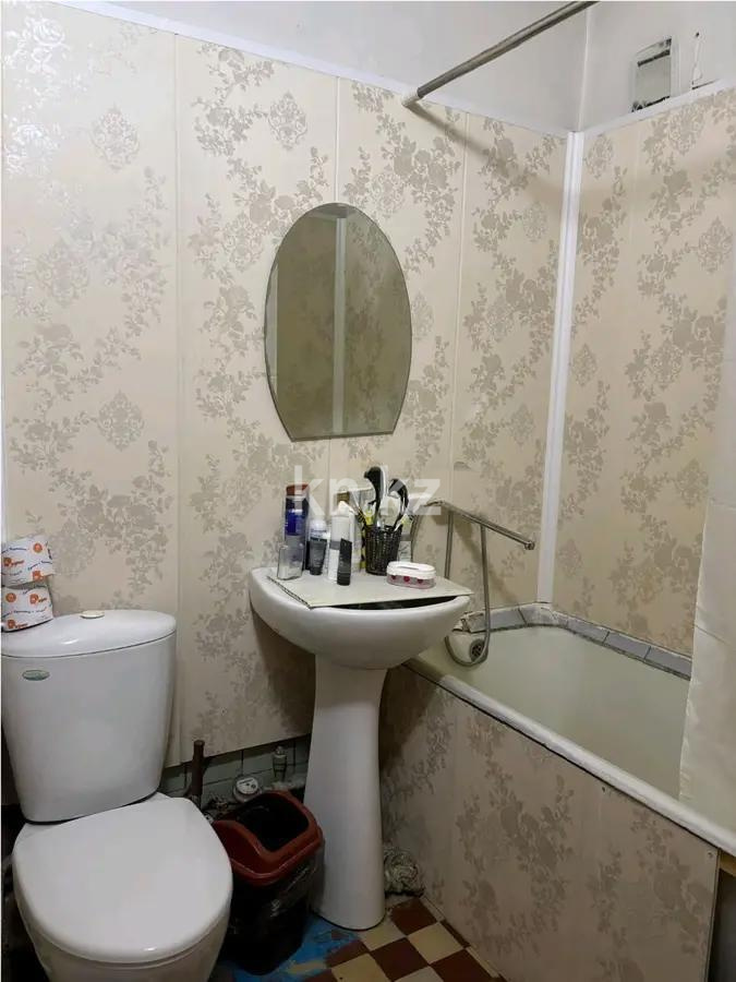 Продажа 2-комнатной квартиры, 44 м², мкр-н 10, дом  12 в Алматы - фото 4