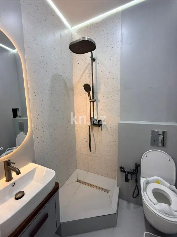 Продажа 3-комнатной квартиры, 99 м², пр. Туран, дом  52/2 в Астане - фото 4