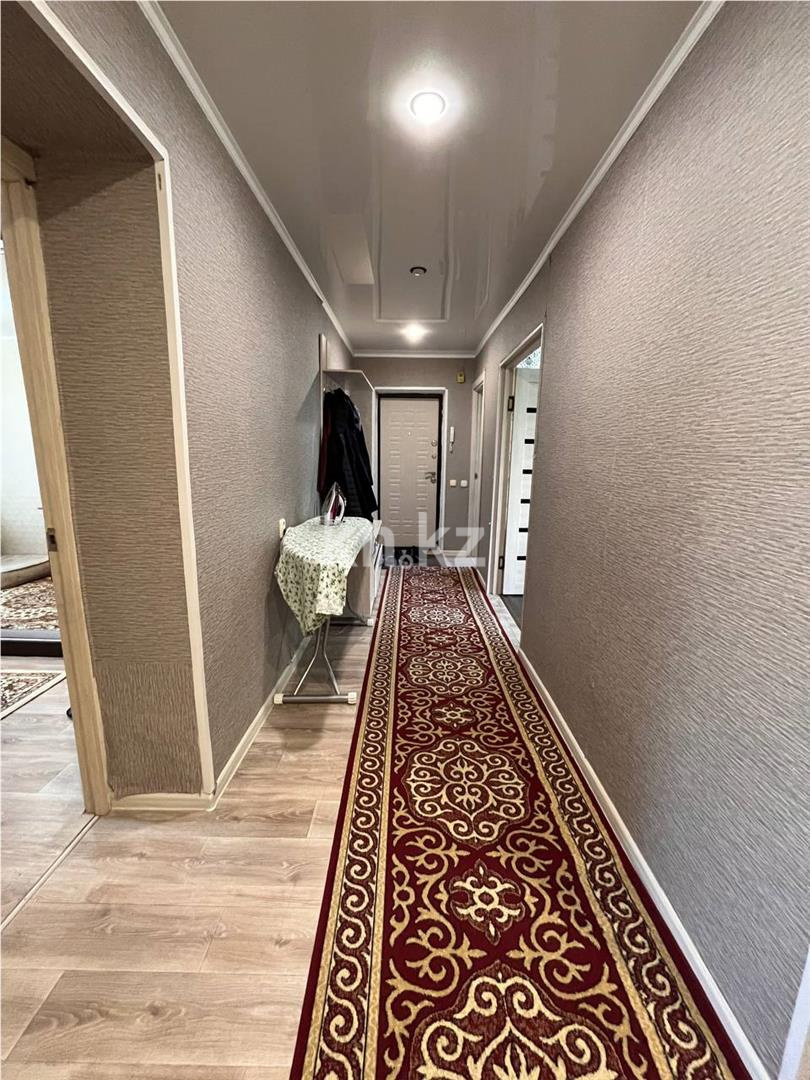 Продажа 4-комнатной квартиры, 75 м², пр. Республики, дом  18 - Продажа  четырехкомнатных квартир в Караганде фото 18 из 24