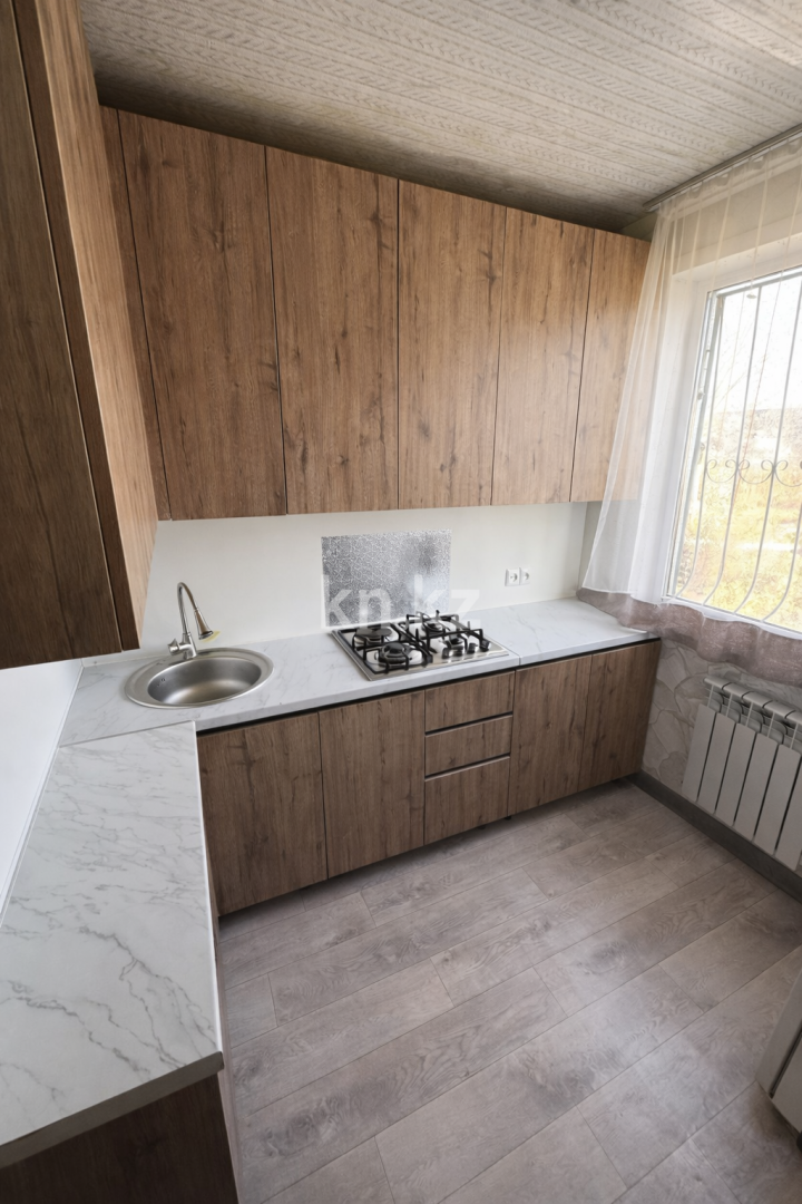 Продажа 3-комнатной квартиры, 62.4 м² в Караганде