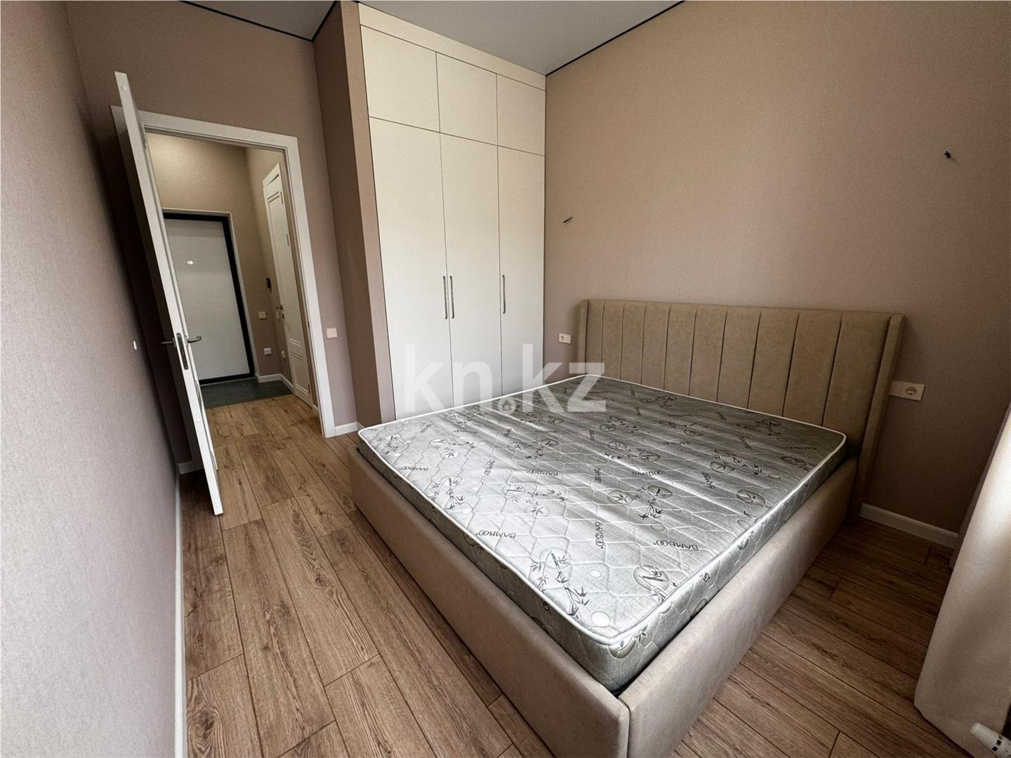 Продажа 2-комнатной квартиры, 40 м², ул. Култегин в Астане - фото 4