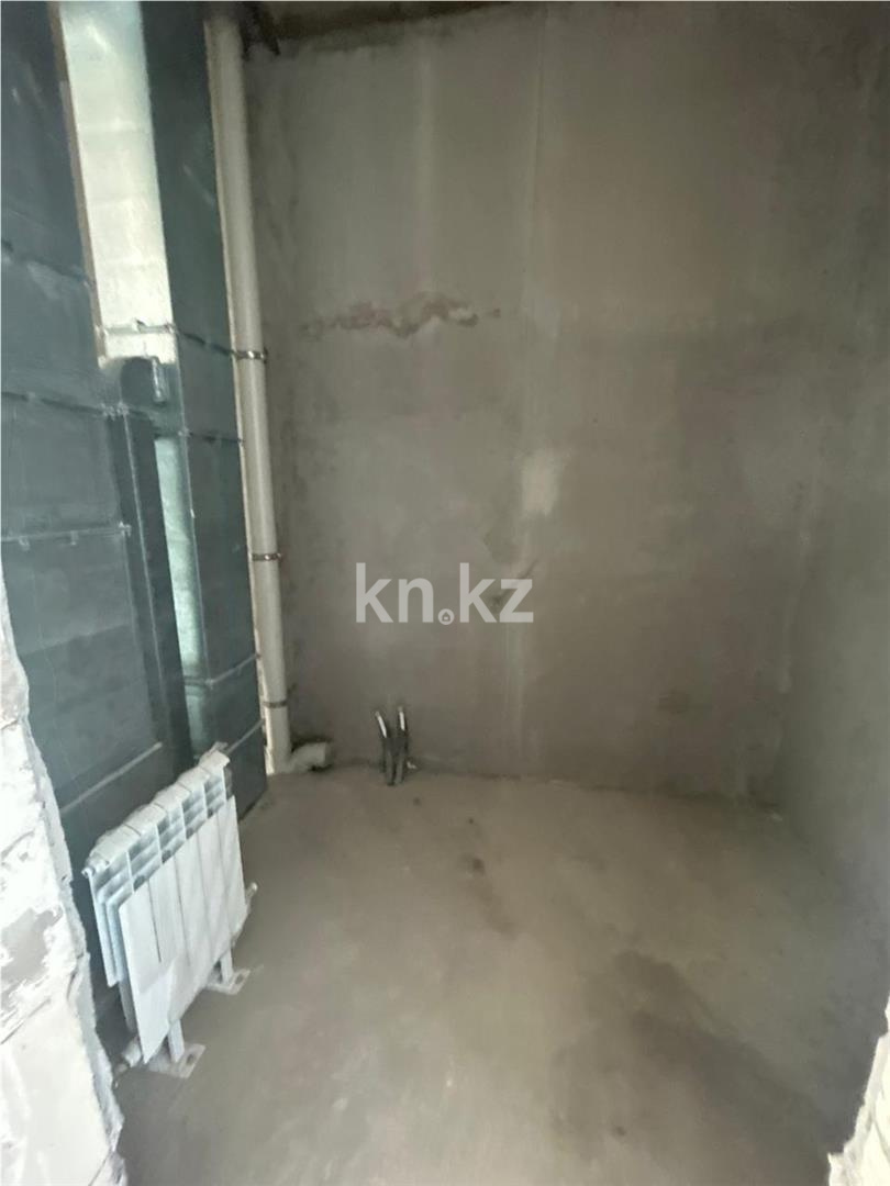 Продажа 3-комнатной квартиры, 91 м², ул. Райымбек батыра в Астане - фото 8