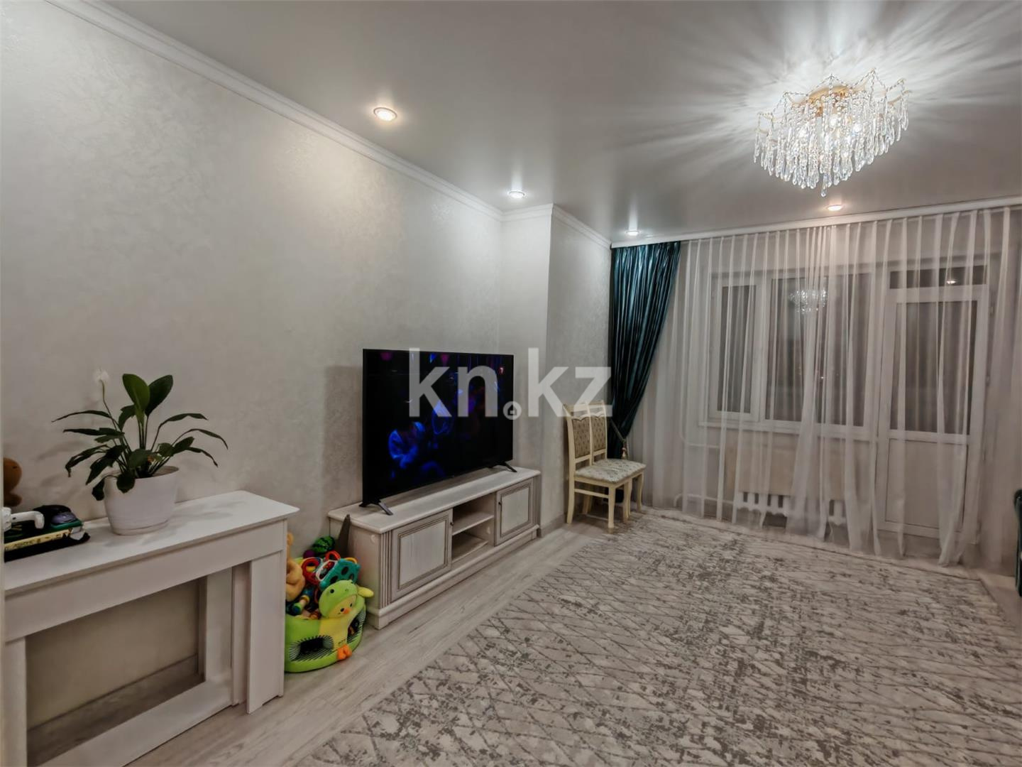 Продажа 2-комнатной квартиры, 62 м², ул. Сарыарка - Продажа  двухкомнатных квартир в Караганде фото 15 из 21