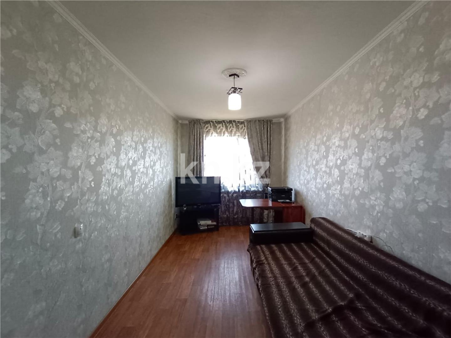 Продажа 2-комнатной квартиры, 42 м², мкр-н 22 - Продажа квартир в Караганде фото 1 из 14