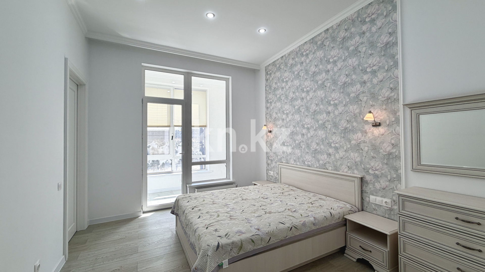 Аренда 3-комнатной квартиры, 82.1 м² - Аренда квартир помесячно в Алматы фото 1 из 13
