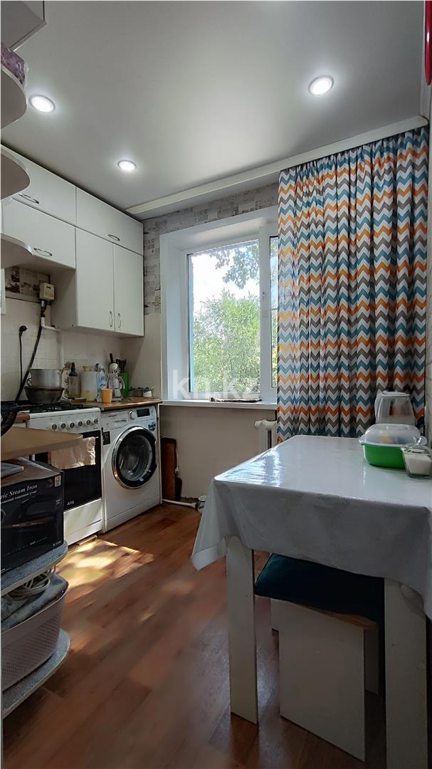 Продажа 3-комнатной квартиры, 62 м², 14 мкр. в Караганде - фото 8