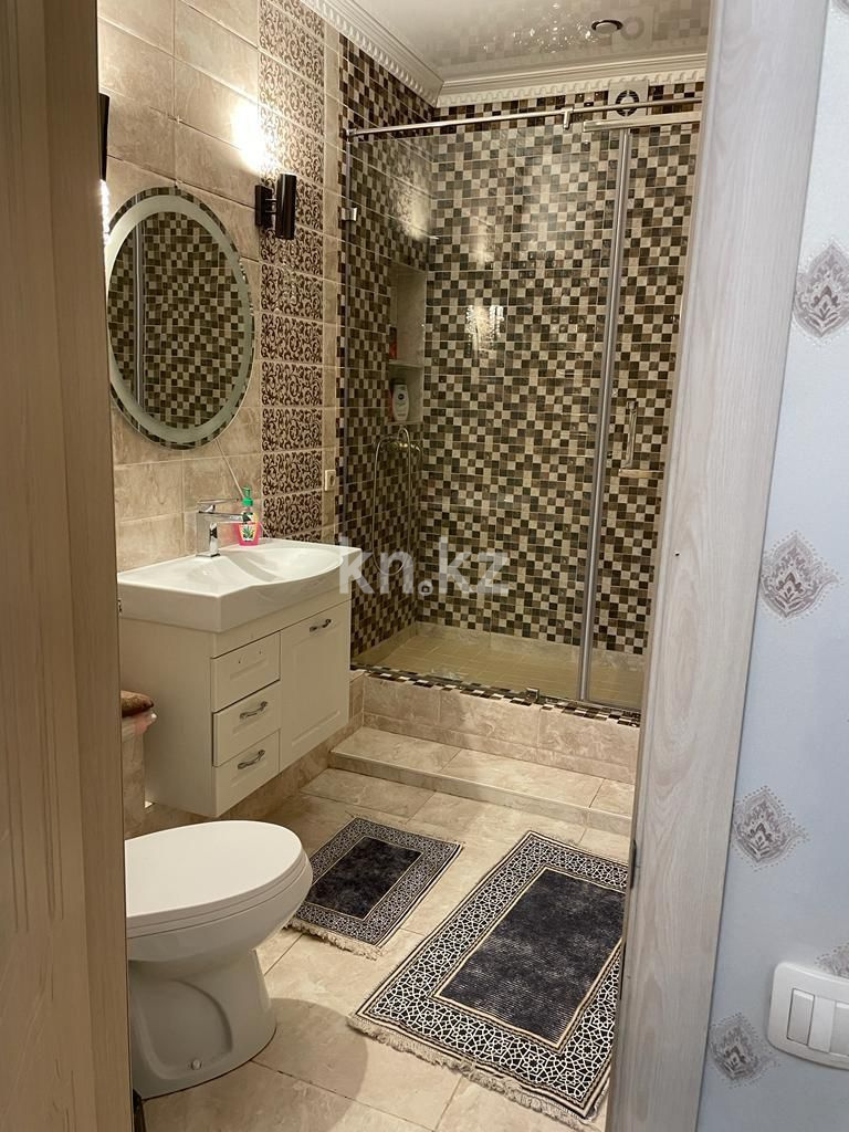 Продажа 3-комнатной квартиры, 61 м², мкр. Гульдер-1, дом  1/4 в Караганде - фото 6