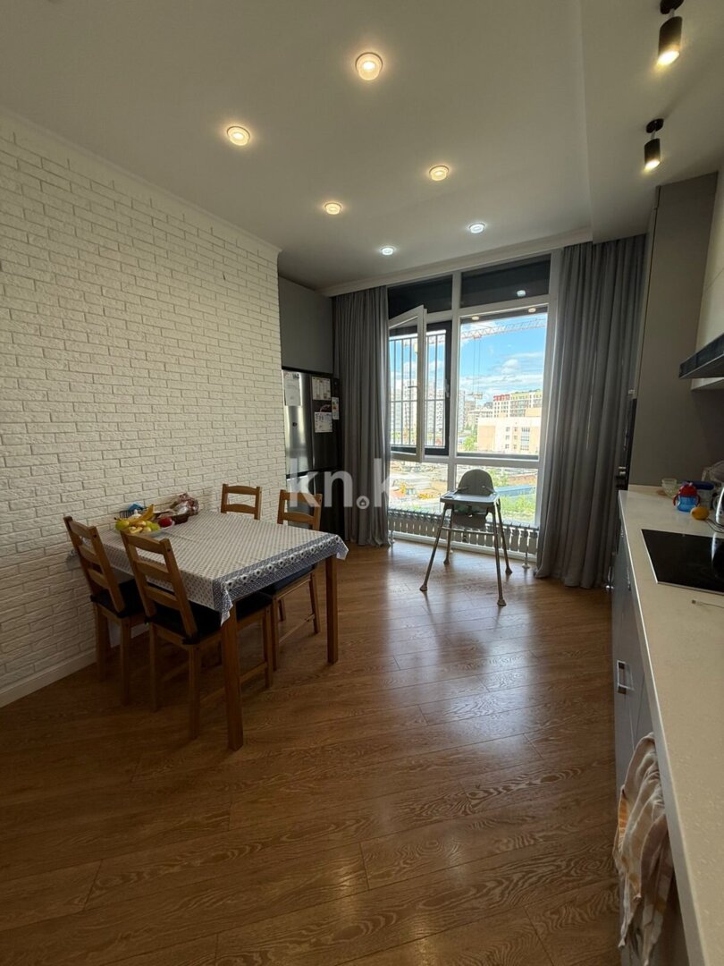 Продажа 3-комнатной квартиры, 88.4 м² в Астане - фото 3