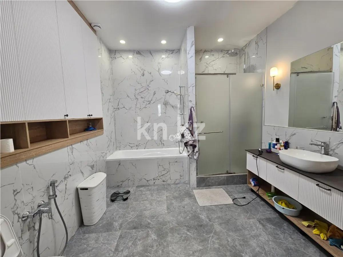 Продажа 4-комнатной квартиры, 256 м² - Недвижимость в Казахстане - страница 4 фото 10 из 13