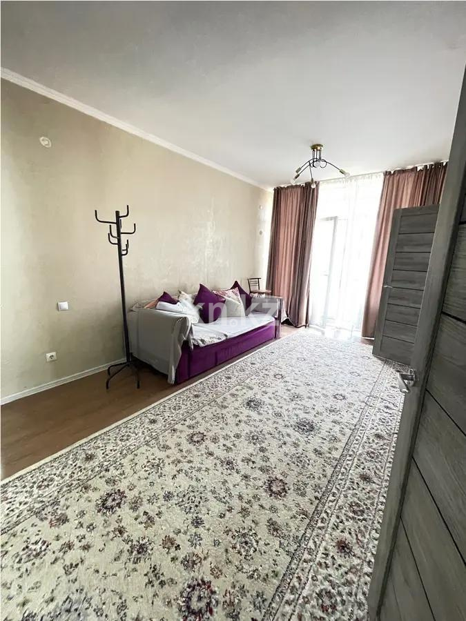 Продажа 3-комнатной квартиры, 67.9 м², мкр-н Дарабоз, дом  25а - Продажа квартир в Алматы фото 1 из 5