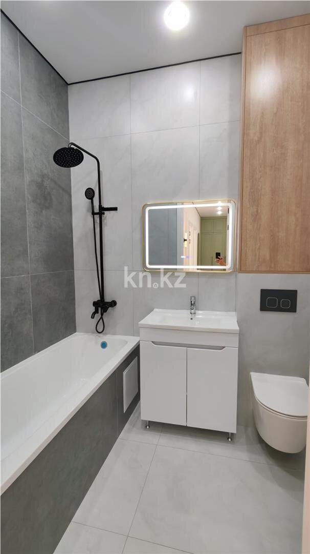 Продажа 3-комнатной квартиры, 65 м² в Караганде - фото 14