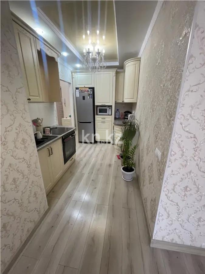 Продажа 3-комнатной квартиры, 75 м², ул. Нуршайыкова, дом  10 в Астане - фото 4