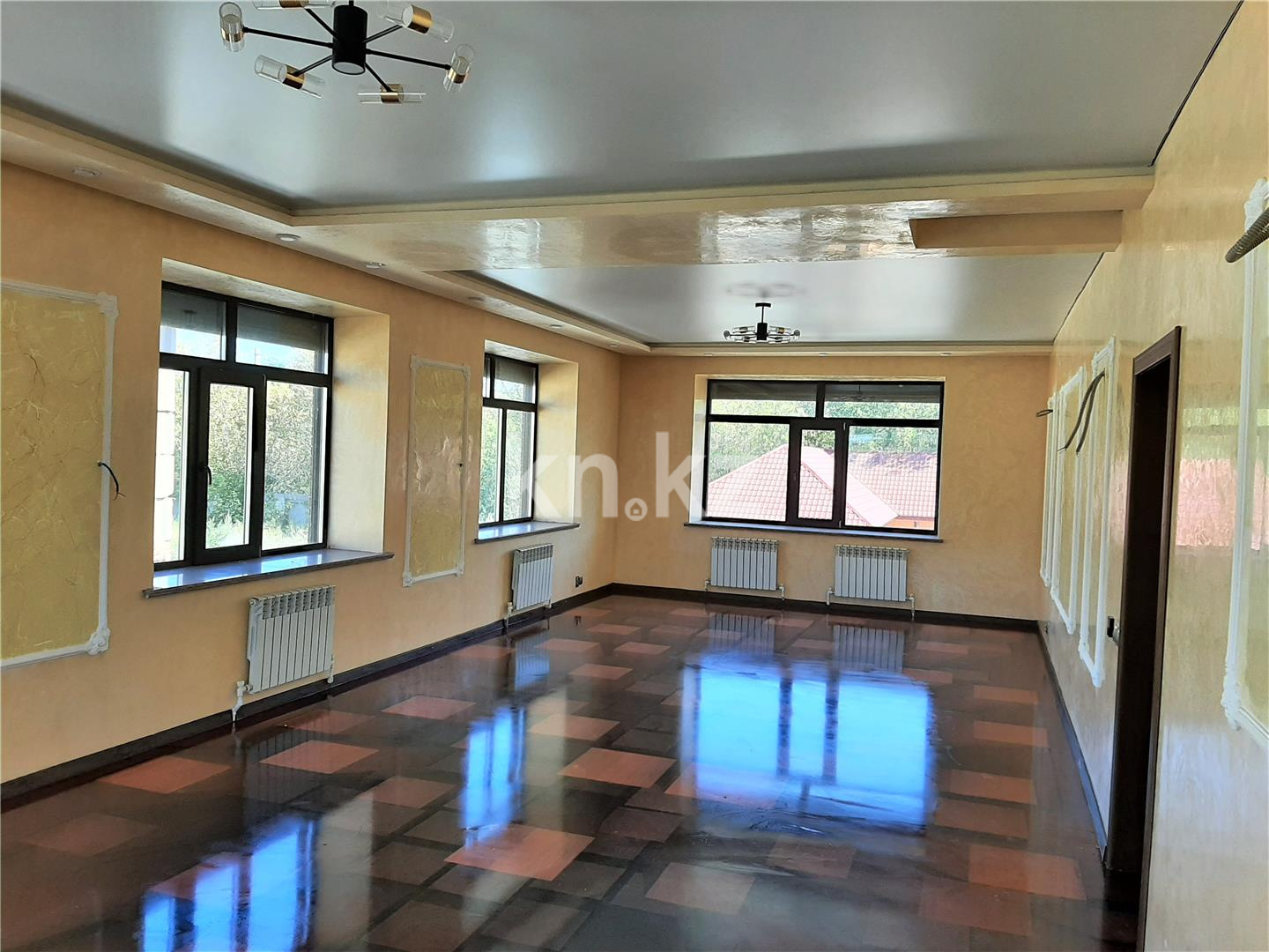 Продажа 5-комнатного дома, 371 м² - Продажа домов, коттеджей в Темиртау - страница 3 фото 3 из 37