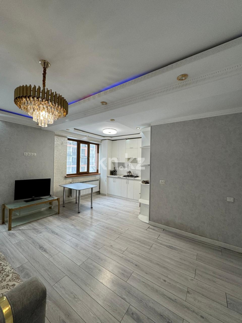 Продажа 2-комнатной квартиры, 46 м², ул. Жунисова, дом  4/5 - ул. Толе би - Продажа квартир в Алматы фото 1 из 11