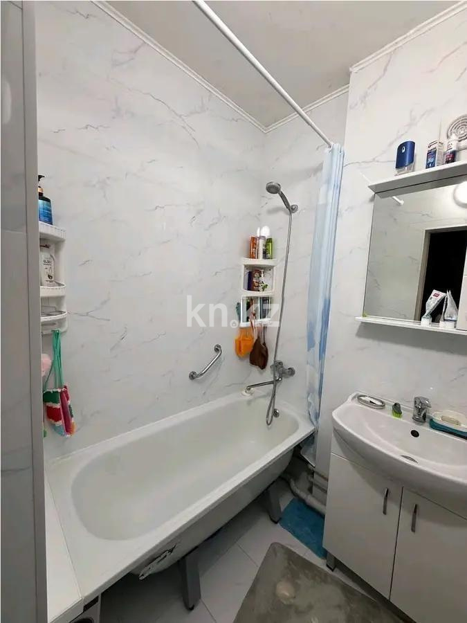 Продажа 2-комнатной квартиры, 52 м², ул. Манаса, дом  48 в Алматы - фото 4