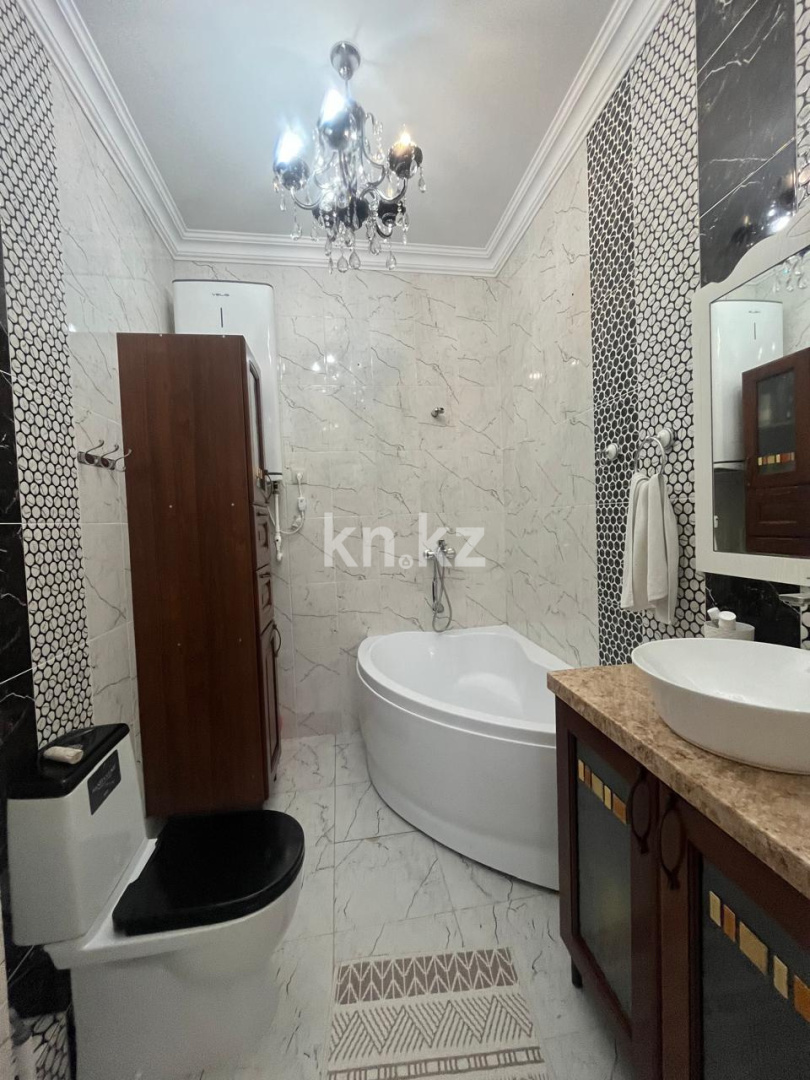 Продажа 4-комнатной квартиры, 101 м², ул. Таттимбета, дом  5б - Продажа  четырехкомнатных квартир в Караганде фото 9 из 10