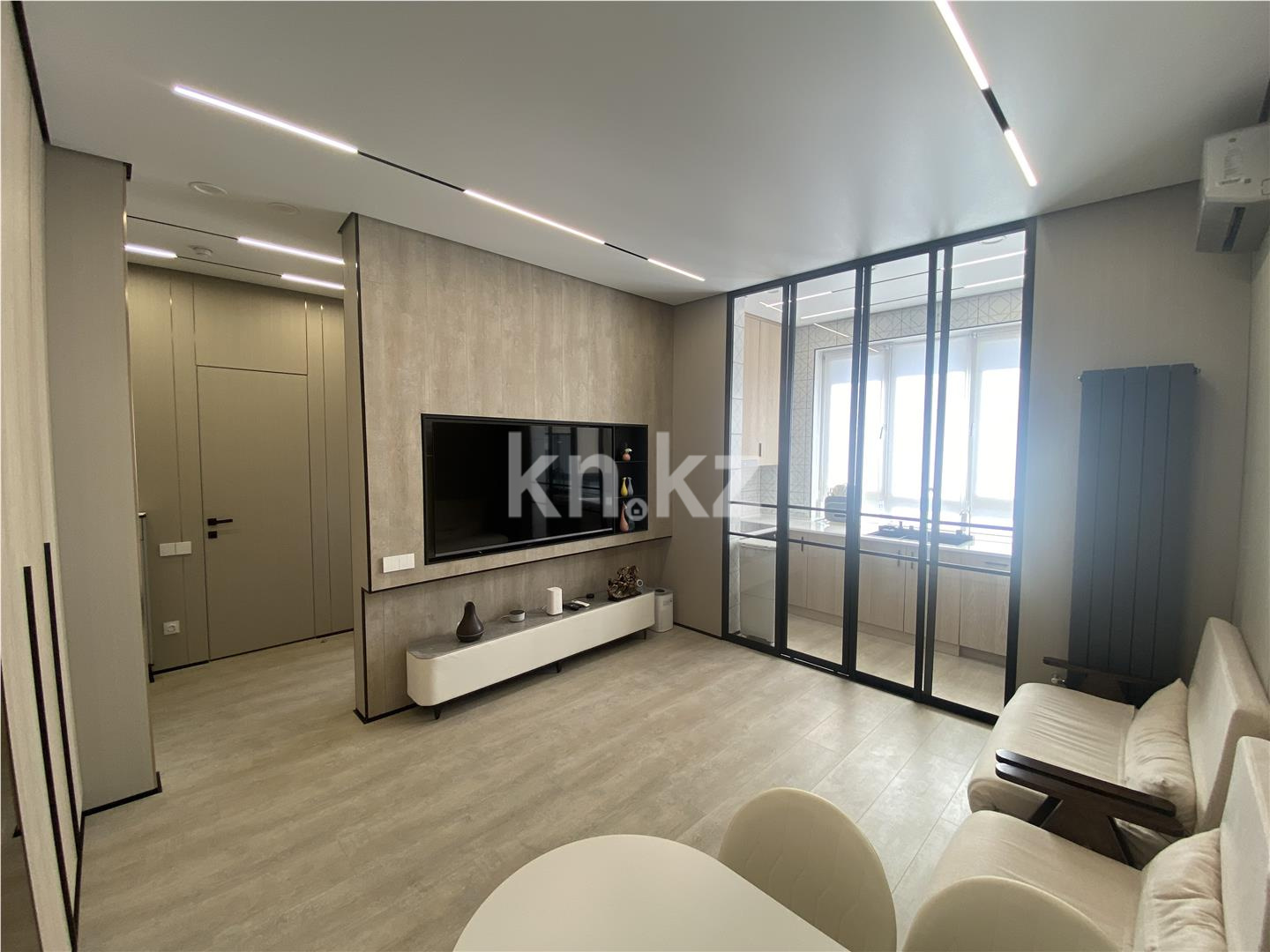 Продажа 2-комнатной квартиры, 40.3 м² - Продажа двухкомнатных квартир в р-не Есиль Астаны - страница 16 фото 2 из 16