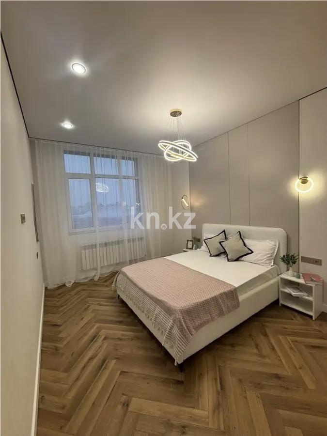 Продажа 3-комнатной квартиры, 72.3 м², пр. Туран, дом  67 в Астане - фото 2