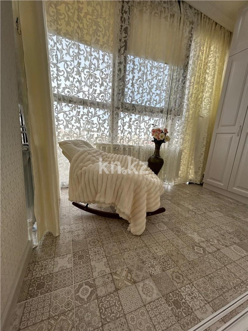 Продажа 3-комнатной квартиры, 84 м², ул. Ержанова, дом  34/1 - Продажа квартир в Караганде фото 13 из 17