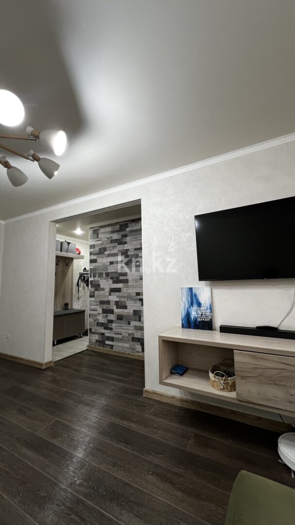 Продажа 3-комнатной квартиры, 58.1 м² в Караганде - фото 8