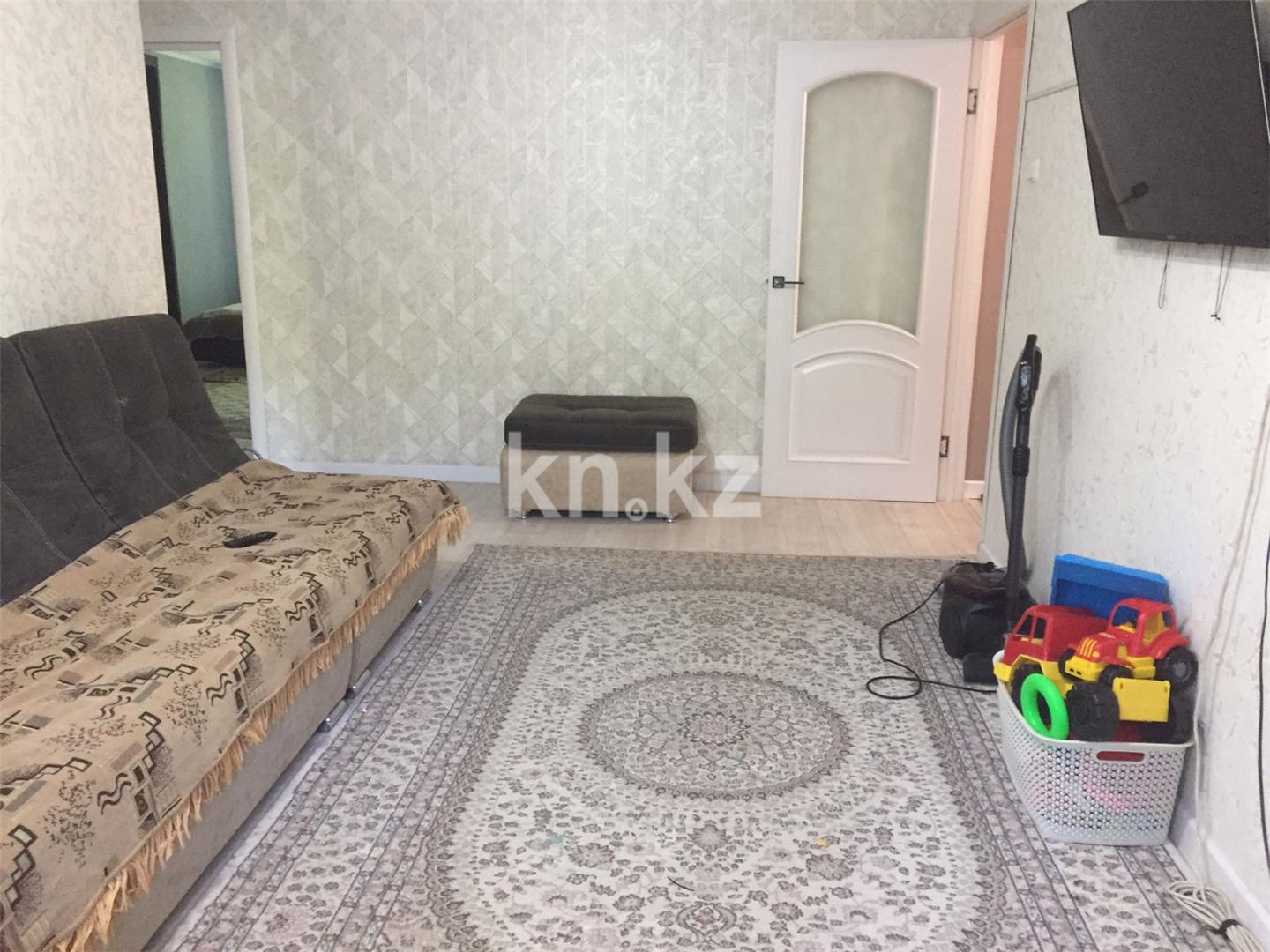 Продажа 3-комнатной квартиры, 57.8 м², ул. Абая - Продажа  трехкомнатных квартир в Темиртау фото 1 из 12