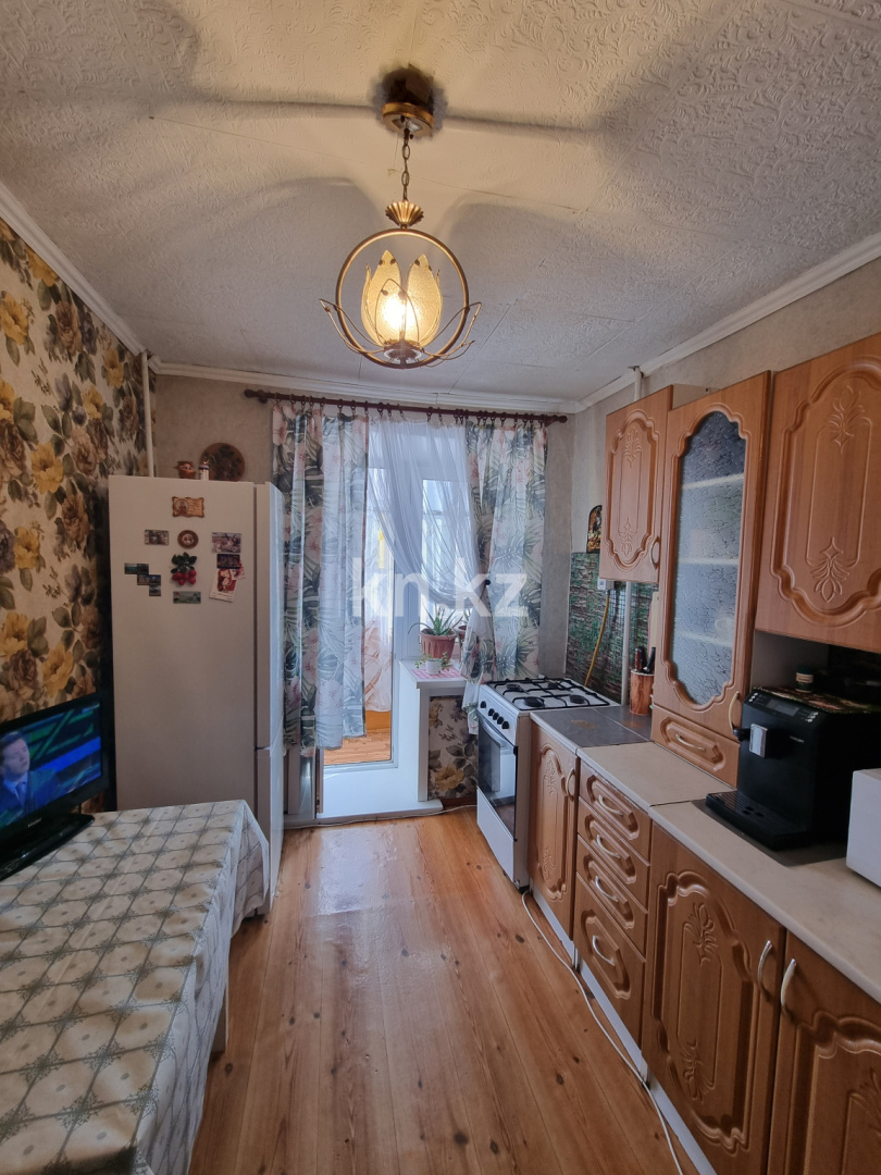 Продажа 3-комнатной квартиры, 60 м² - Продажа  трехкомнатных квартир в Караганде фото 12 из 15