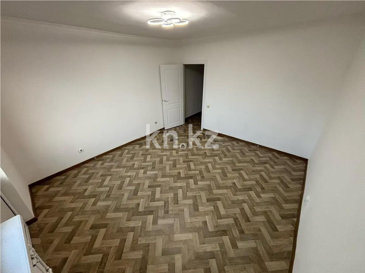 Продажа 2-комнатной квартиры, 70 м², мкр. Акбулак, дом  29 в Алматы - фото 2