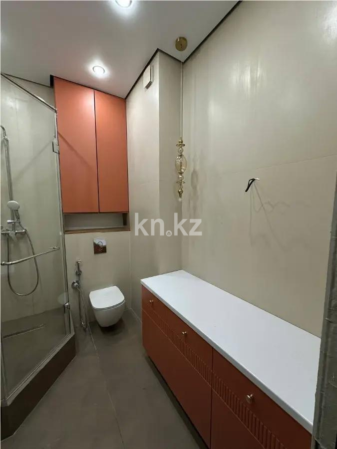 Продажа 2-комнатной квартиры, 60 м², пр. Абая, дом  118 в Алматы - фото 4